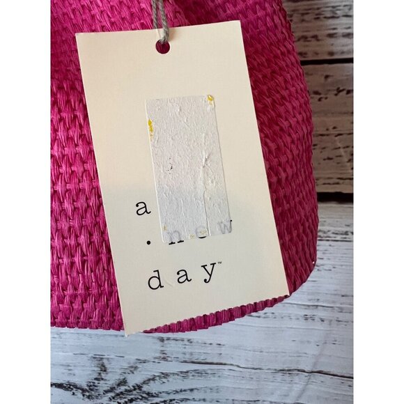 A NEW DAY PINK GOLD PURSE W/ RECYCLED MATERIAL - Picture 10 of 16